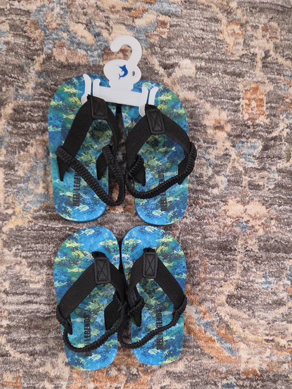 Reel Legends Lot Of 2 Kids Black Strap Flip-Flops with Blue Green Pattern